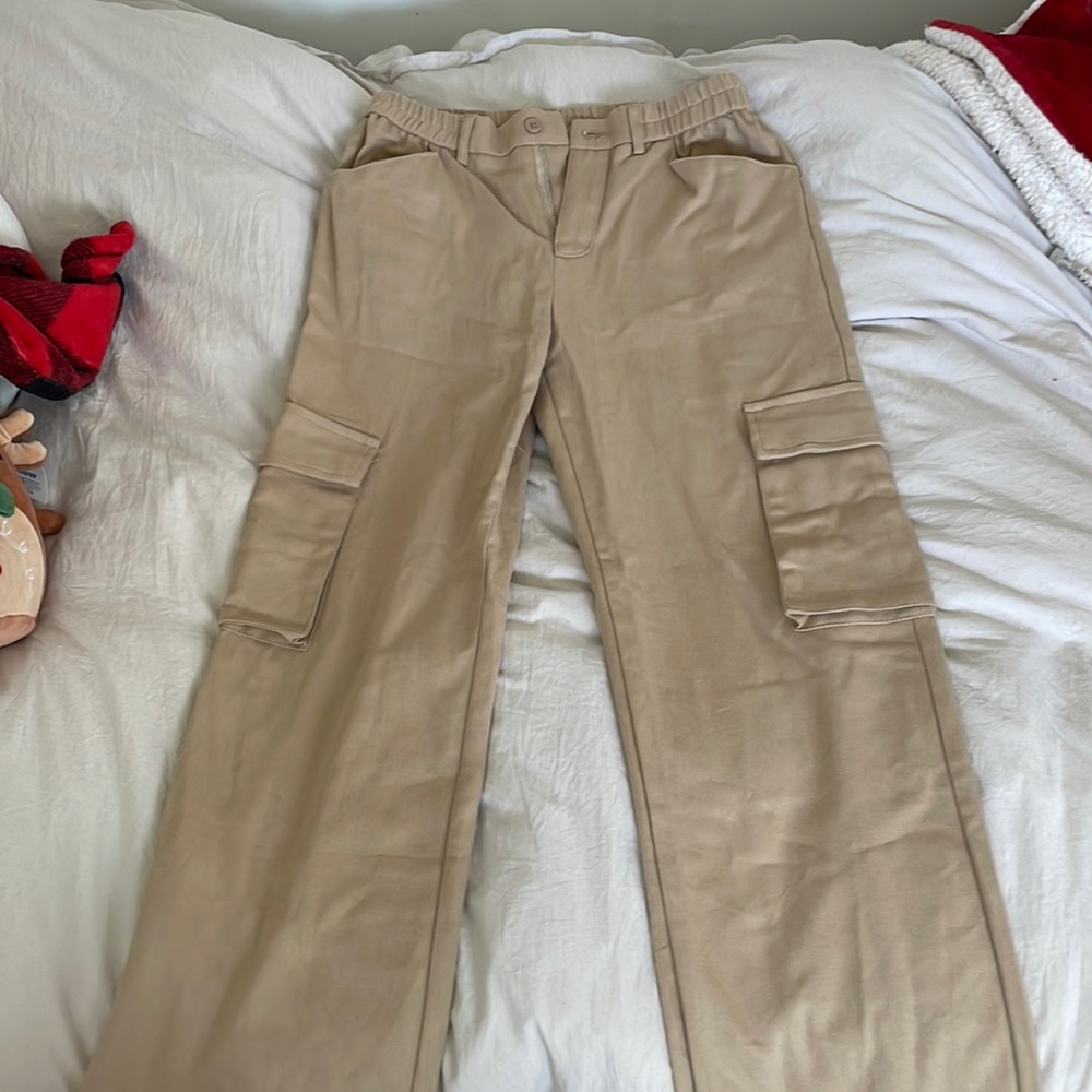 tan cargo pants